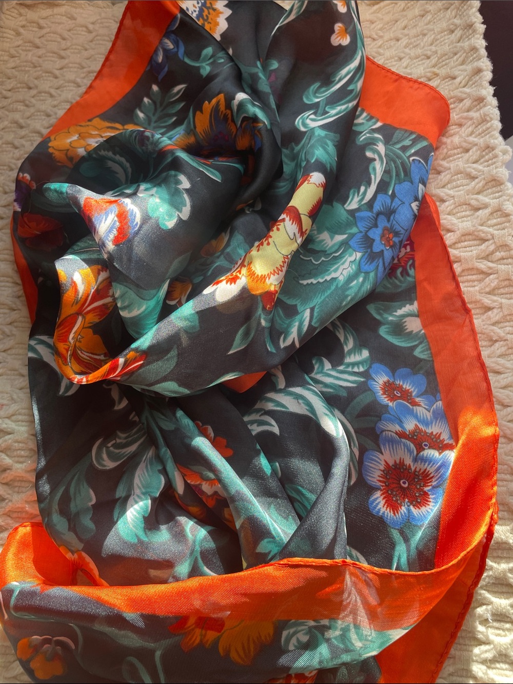 VTG SAKS FIFTH AVENUE SILK SCARF